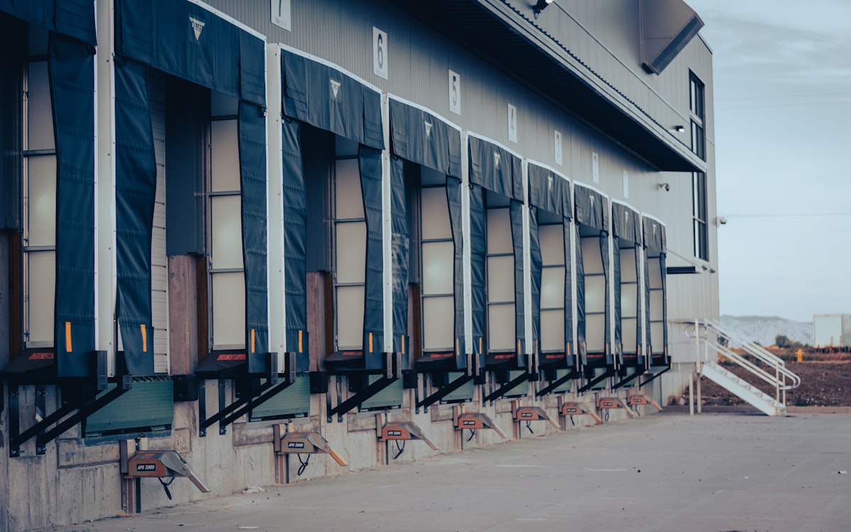 Origin loading dock: on-time pickup (OTP) inside the appointment window